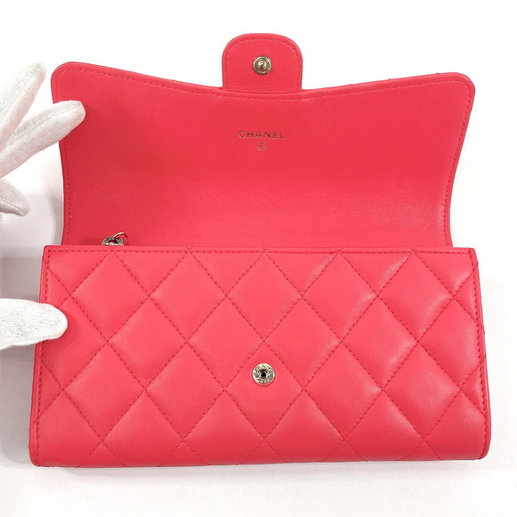 CHANEL Matelasse long wallet lambskin red - Picture 6 of 11